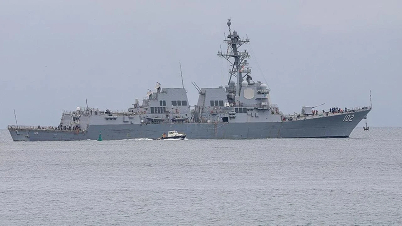ABD Venezuela açıklarında bir tekneyi daha batırdı: 6 ölü