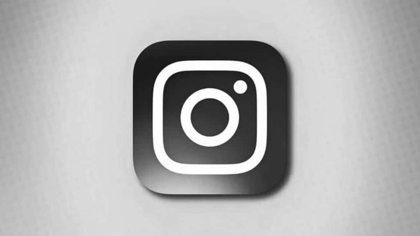 Instagram'da ilginç hata: Fotoğraflar siyah beyaza döndü!