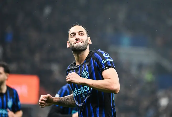 ÖZET | Hakan Çalhanoğlu duble yaptı, Inter, Fiorentina'yı mağlup etti