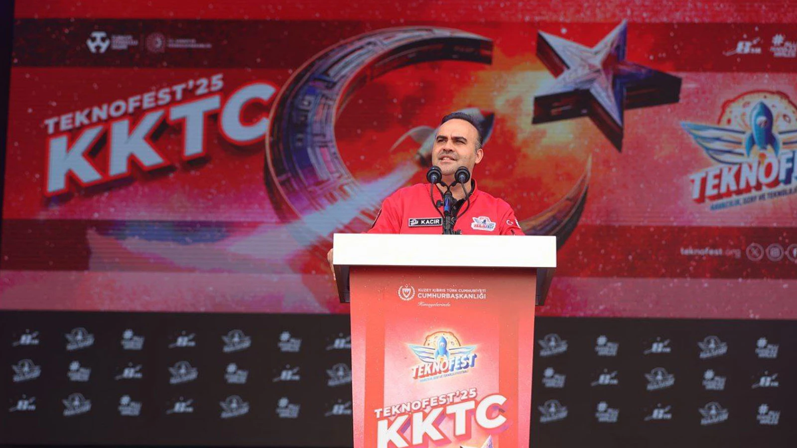 Bakan Kacır, TEKNOFEST KKTC'nin kapanış töreninde konuştu: