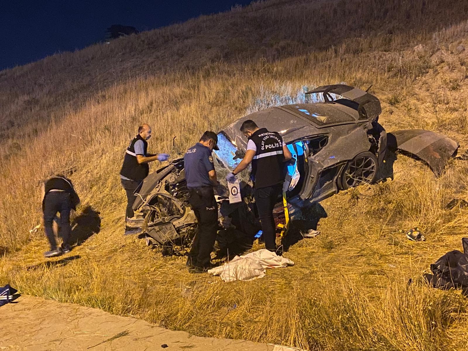 Ankara’da otomobil takla attı: 1 ölü, 1 yaralı