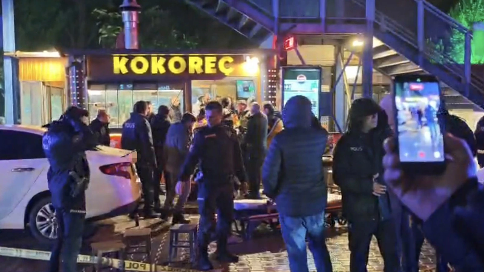 Balıkesir'de kokoreç dükkanına silahlı saldırı!