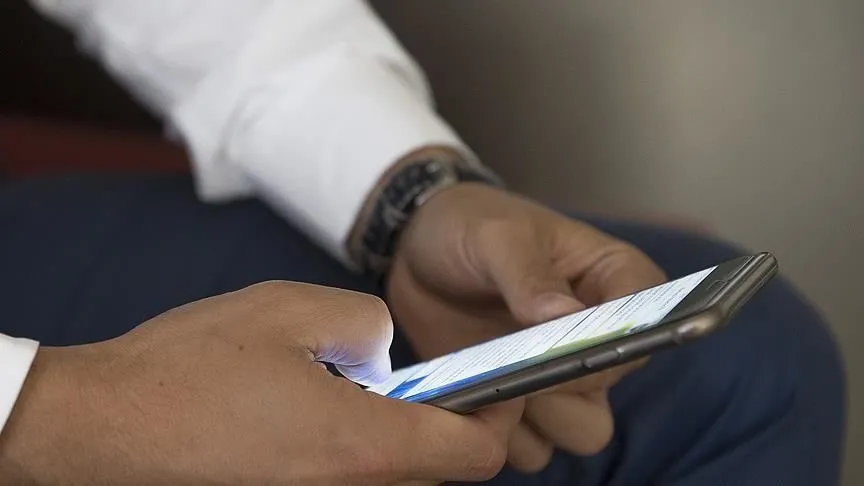 Araştırma: Tuvaletteyken akıllı telefonla vakit geçirmek hemoroid riskini artırıyor