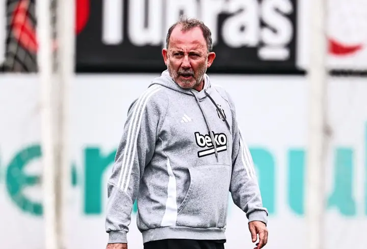 Beşiktaş'ta 3 isim antrenmanda yer almadı