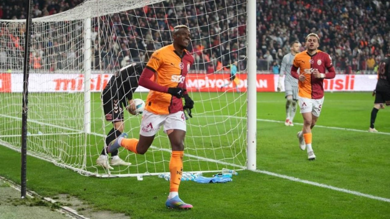 Galatasaray, Samsunsporu 2-0 mağlup etti