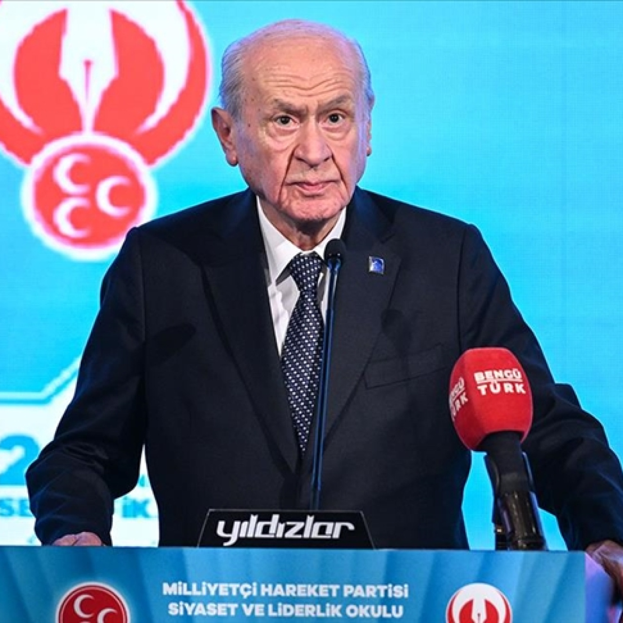 MHP lideri Bahçeli'den "15 Aralık Dünya Türk Dili Ailesi Günü" mesajı