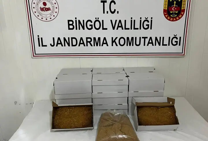 Bingöl’de, yolcu otobüsünde 20 kilo 635 gram kıyılmış tütün ele geçirildi