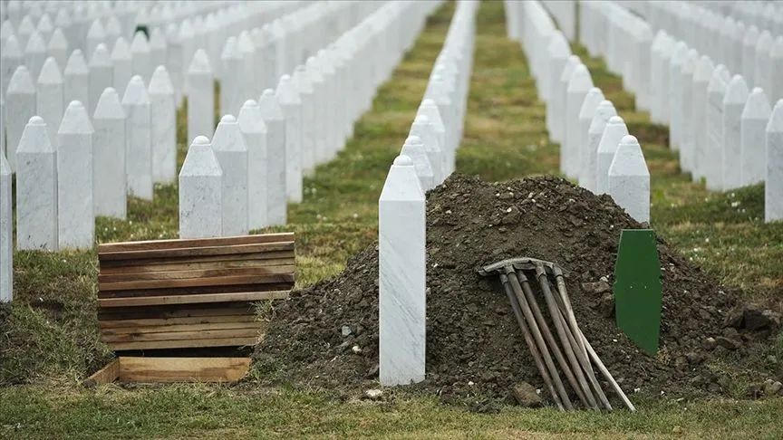 Srebrenitsa Soykırımı'nın 30. yılında 7 cenaze defnedilecek