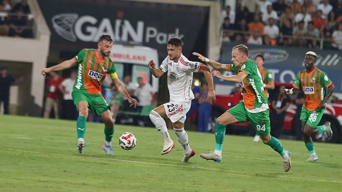 Corendon Alanyaspor 2-0 Beşiktaş (MAÇ SONUCU ÖZET)