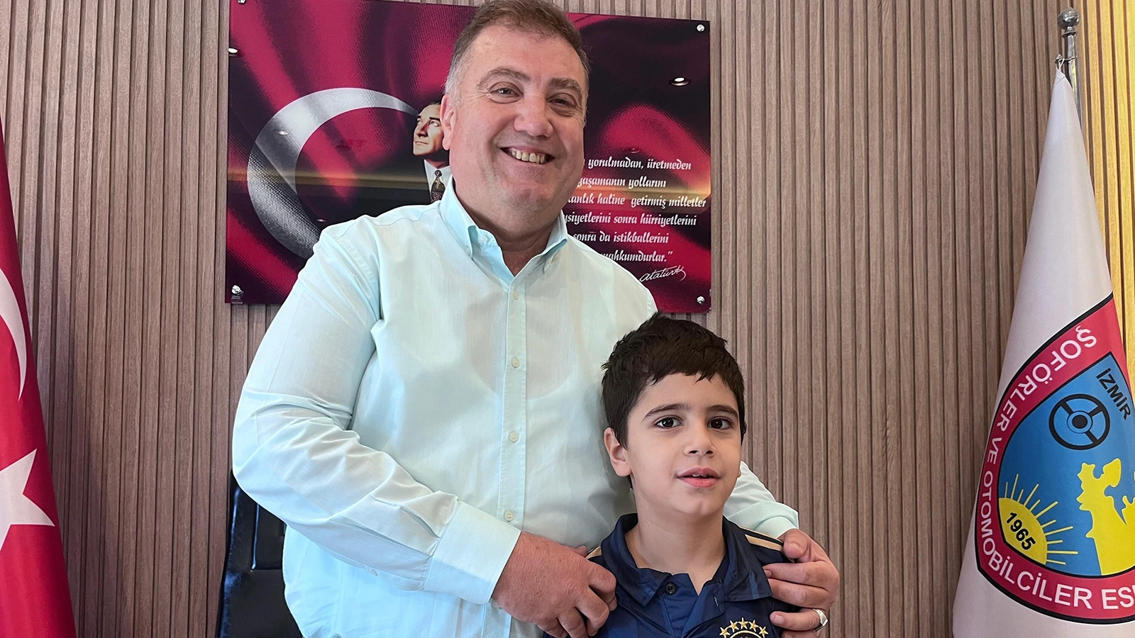 Fenerbahçe Başkanı Ali Koç'tan, lösemi hastası Rüzgar'a davet