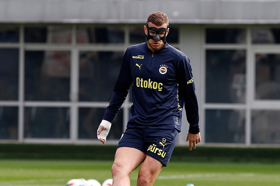 Fenerbahçe, Trabzonspor maçının hazırlıklarına başladı