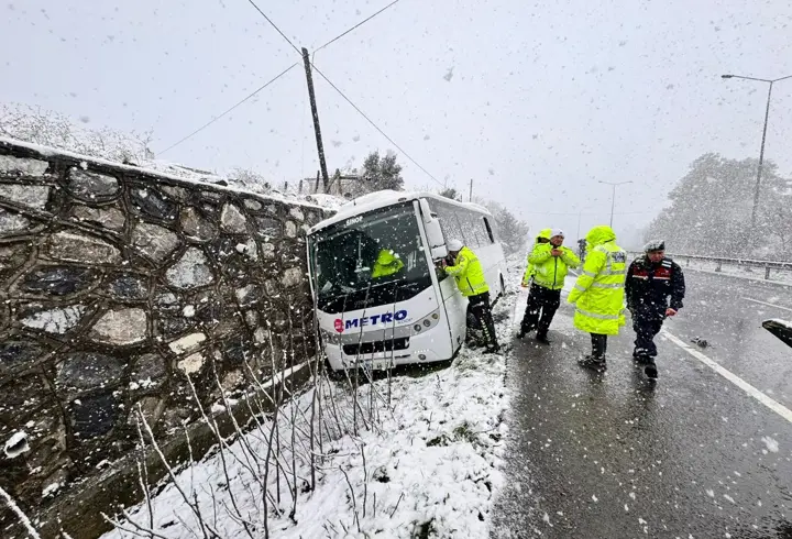 Samsun'da feci kaza: 1 ölü, 3 yaralı