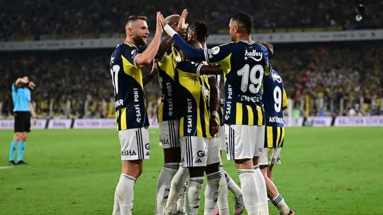 Finansal tablolar açıklandı: Fenerbahçe'nin borcu belli oldu!