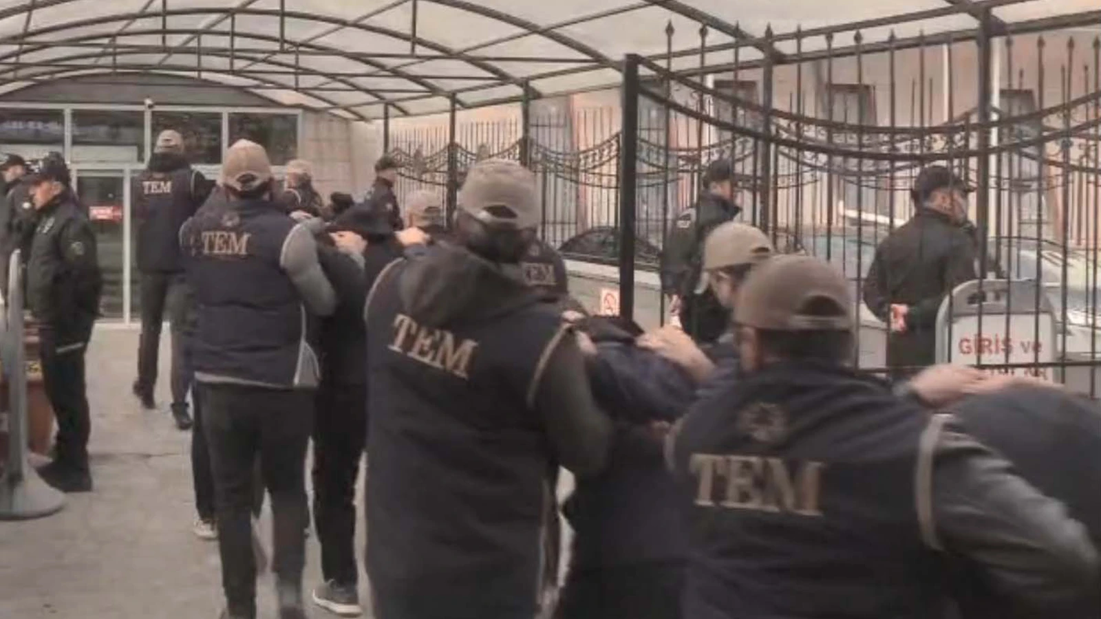 Eskişehir merkezli 4 ilde DEAŞ operasyonu: 16 tutuklama