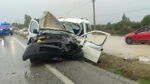 İzmir'de Tır İle Otomobil Çarpıştı: 1 Kişi Öldü 1 Kişi Yaralandı