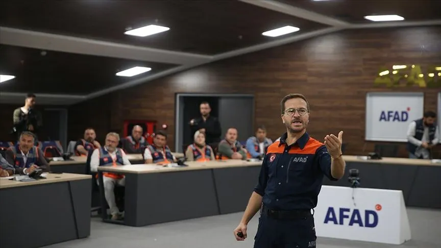 Kayseri'de muhtarlar afetlere karşı "destek AFAD gönüllüsü" oluyor