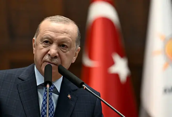 Parti Tabanına Mesaj: Cumhurbaşkanı Erdoğanın Fon Açıklamasındaki Ayrıntıya Dikkat Çekti! Ahmet Hakan Yazdı