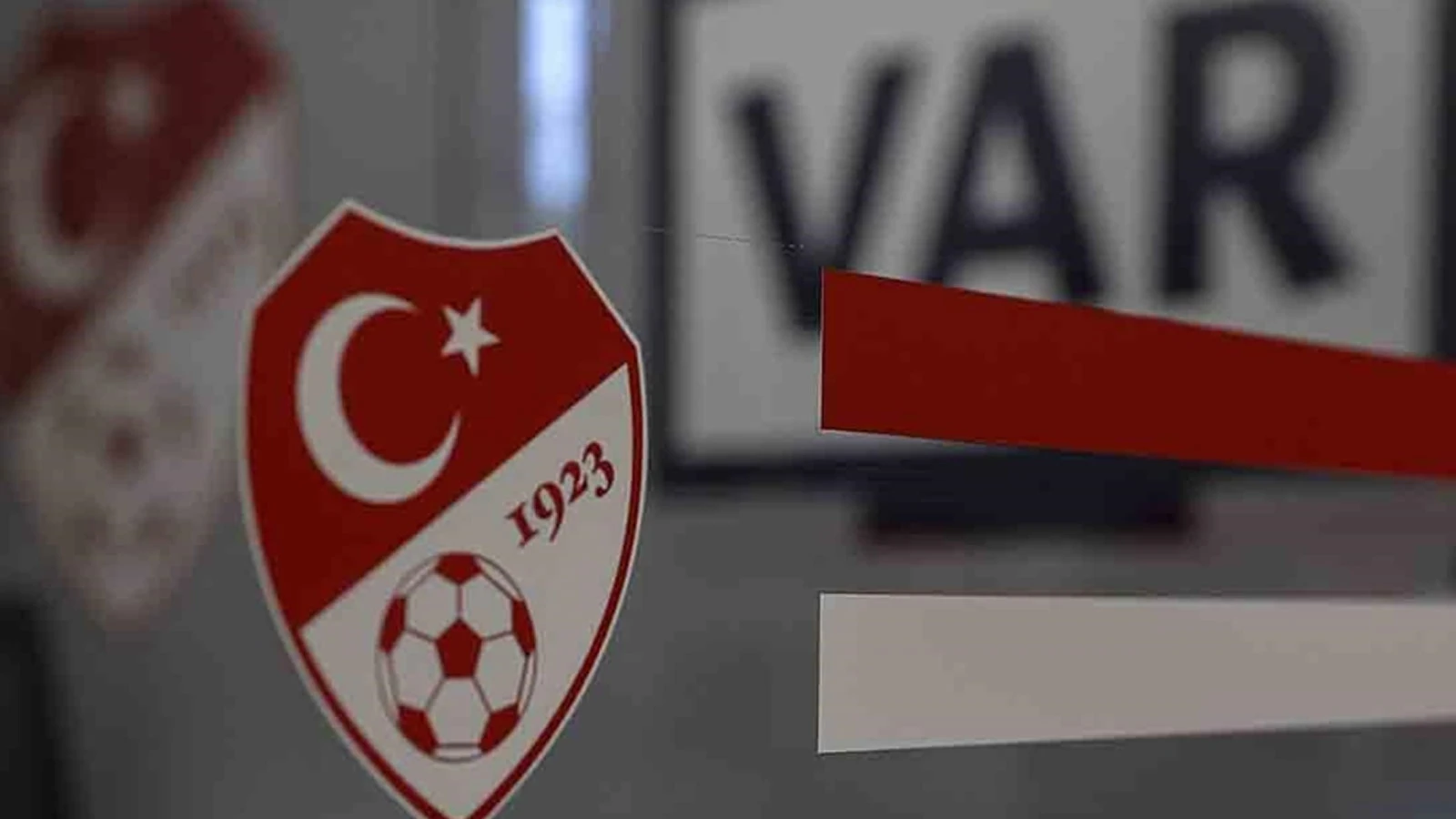 Amedspor - Erzurumspor maçının VAR hakemi belli oldu