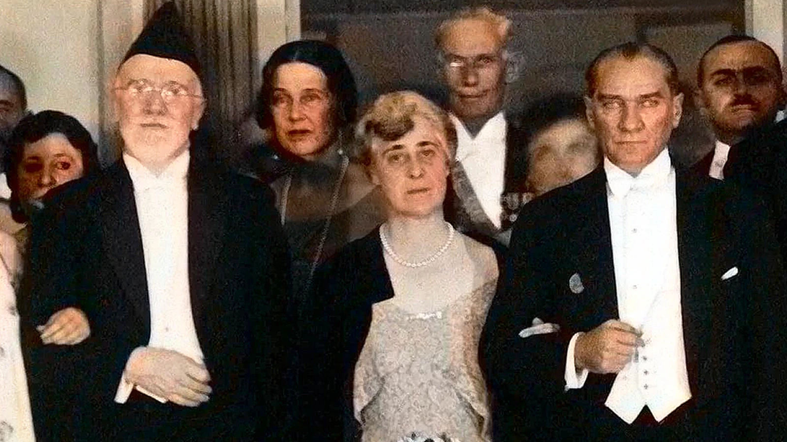 Venizelos'tan ders alın! Atatürk'e ağır hakaretler