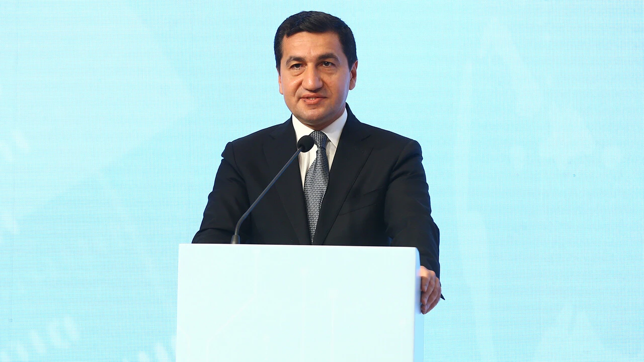 Azerbaycan'dan Ermenistan'a barış anlaşması için 'paraflama' önerisi