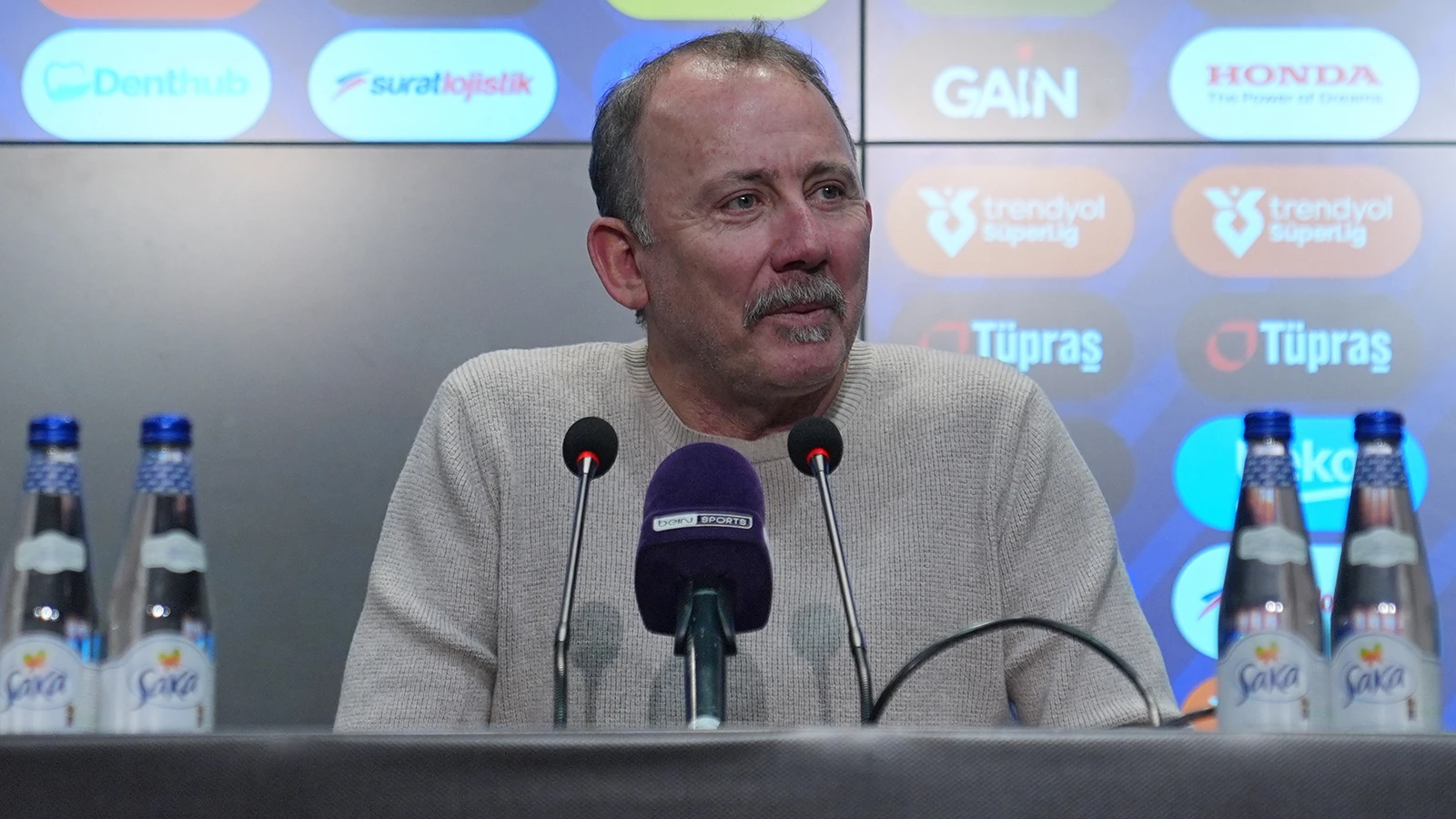 Sergen Yalçın: "Zor ve sorunlarla boğuştuğumuz bir ilk devre geçirdik"