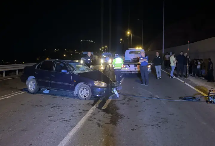 Kayseri'de otomobil ile kamyonet çarpıştı: 1 ölü, 4 yaralı