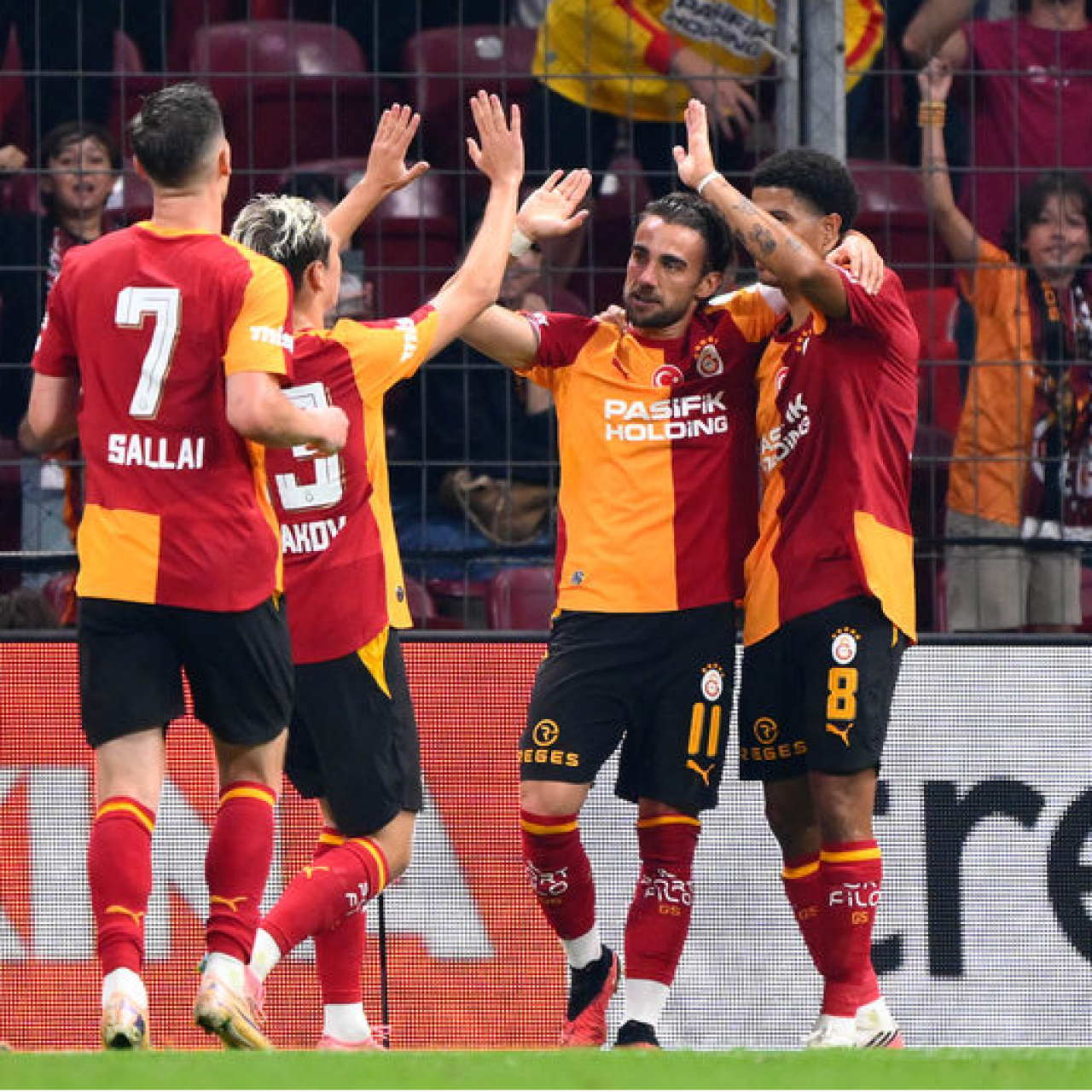 Galatasaray'ın konuğu Göztepe!