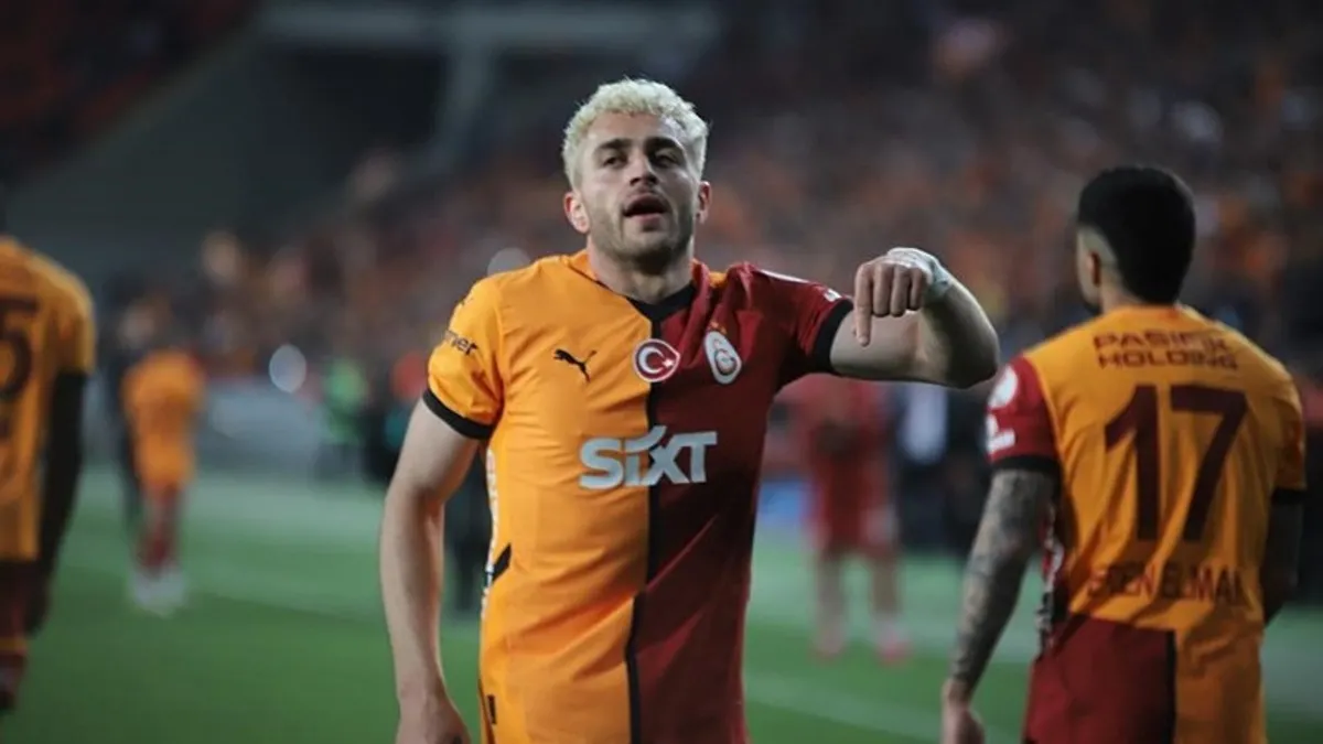 Galatasaray'da Barış Alper Yılmaz taraftarlardan özür diledi! İşte o anlar