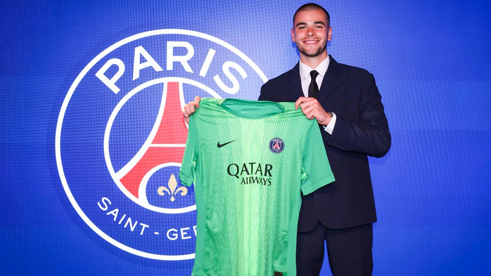PSG, Fransız kaleci Lucas Chevalier'i kadrosuna kattı
