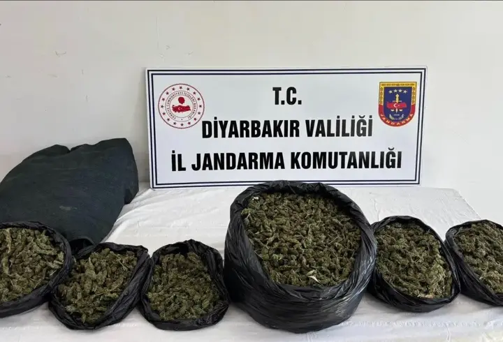 Diyarbakır’da uyuşturucu operasyonlarında 29 gözaltı