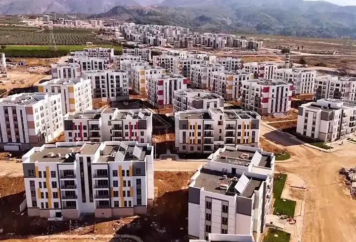 Yüzyılın konut projesinde kura heyecanı sürüyor