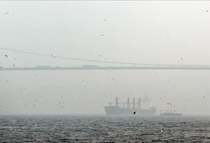 İstanbul Boğazı'nda gemi trafiği çift yönlü kapatıldı