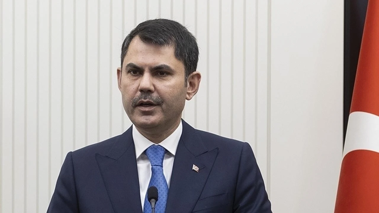 Bakan Kurum: Yangınlarda 87 bağımsız birim ağır hasarlı veya yıkık