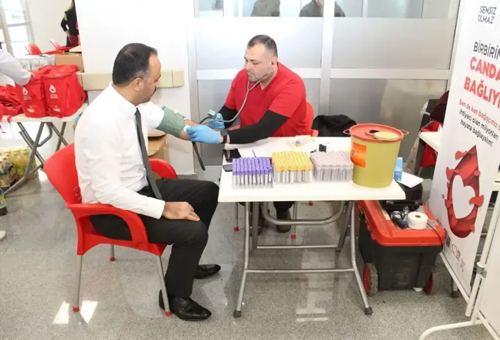 Osmaniye Eğitim ve Araştırma Hastanesi’nde kan bağışı etkinliği