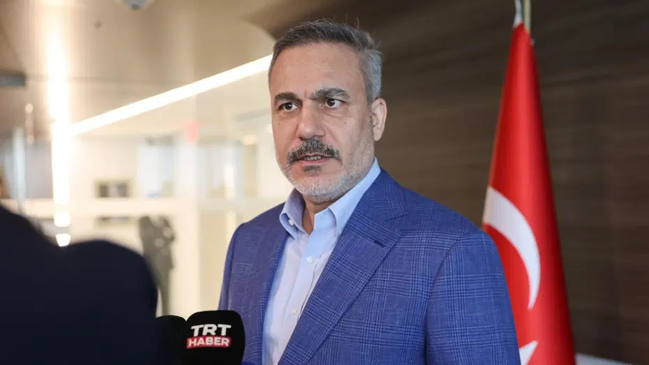 Bakan Fidan, Suudi Arabistan ve BAE'li mevkidaşları ile görüştü