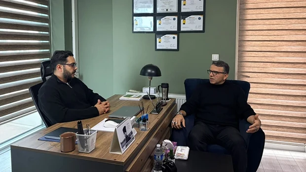 Eski kıdemli başçavuş, üniversiteyi birincilikle bitirip psikolog oğluyla meslektaş oldu