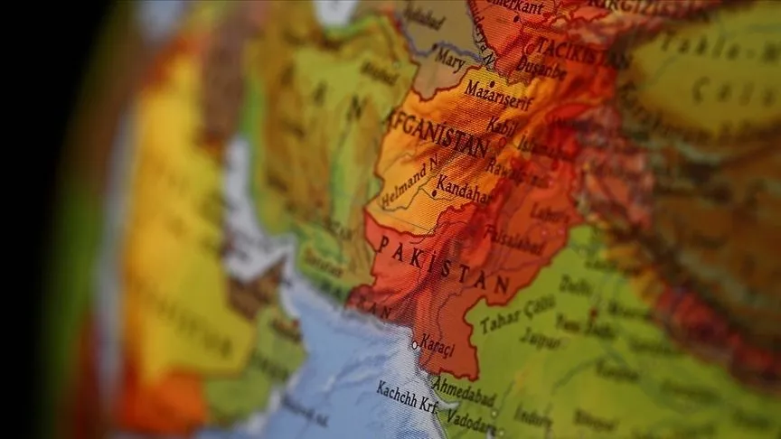 Pakistan, Afganistan sınırında 7 "terör kampını" hedef aldı