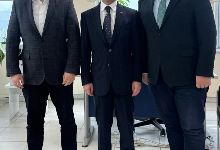 Vali Aktaş, Anadolu Ajansı Kocaeli Bürosu'nu ziyaret etti