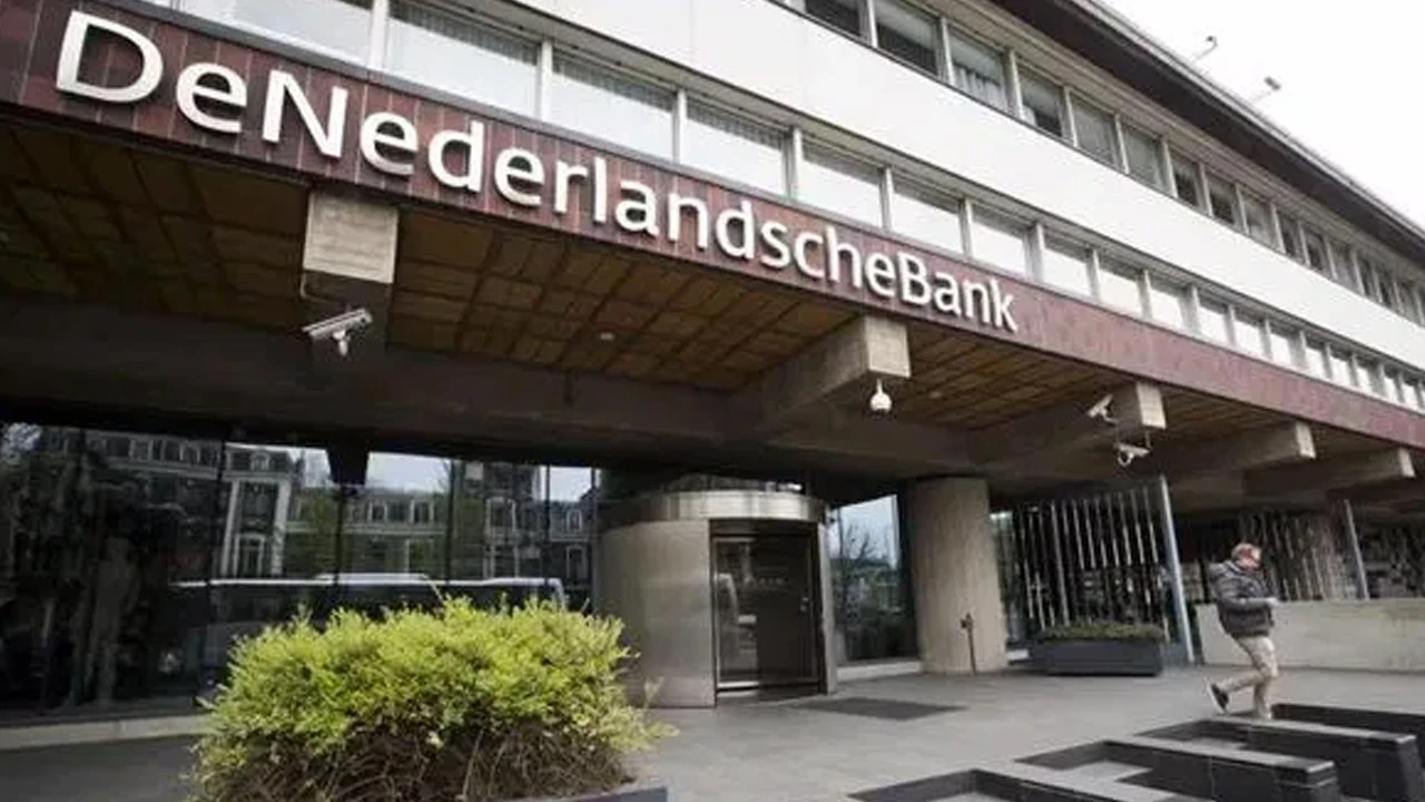 Hollanda Merkez Bankası büyüme tahminini revize etti