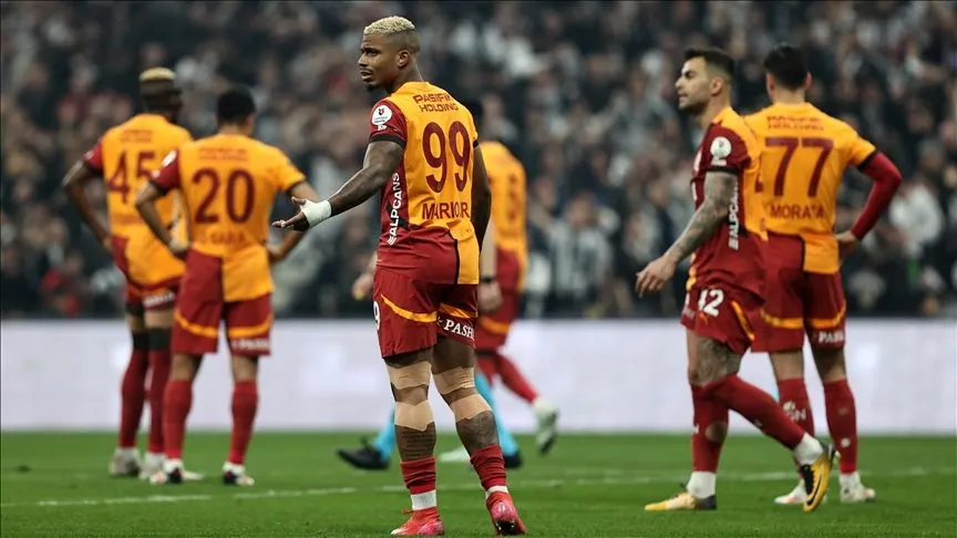 Derbide Beşiktaş'a 2-1 yenilen Galatasaray, namağlup ünvanını kaybetti