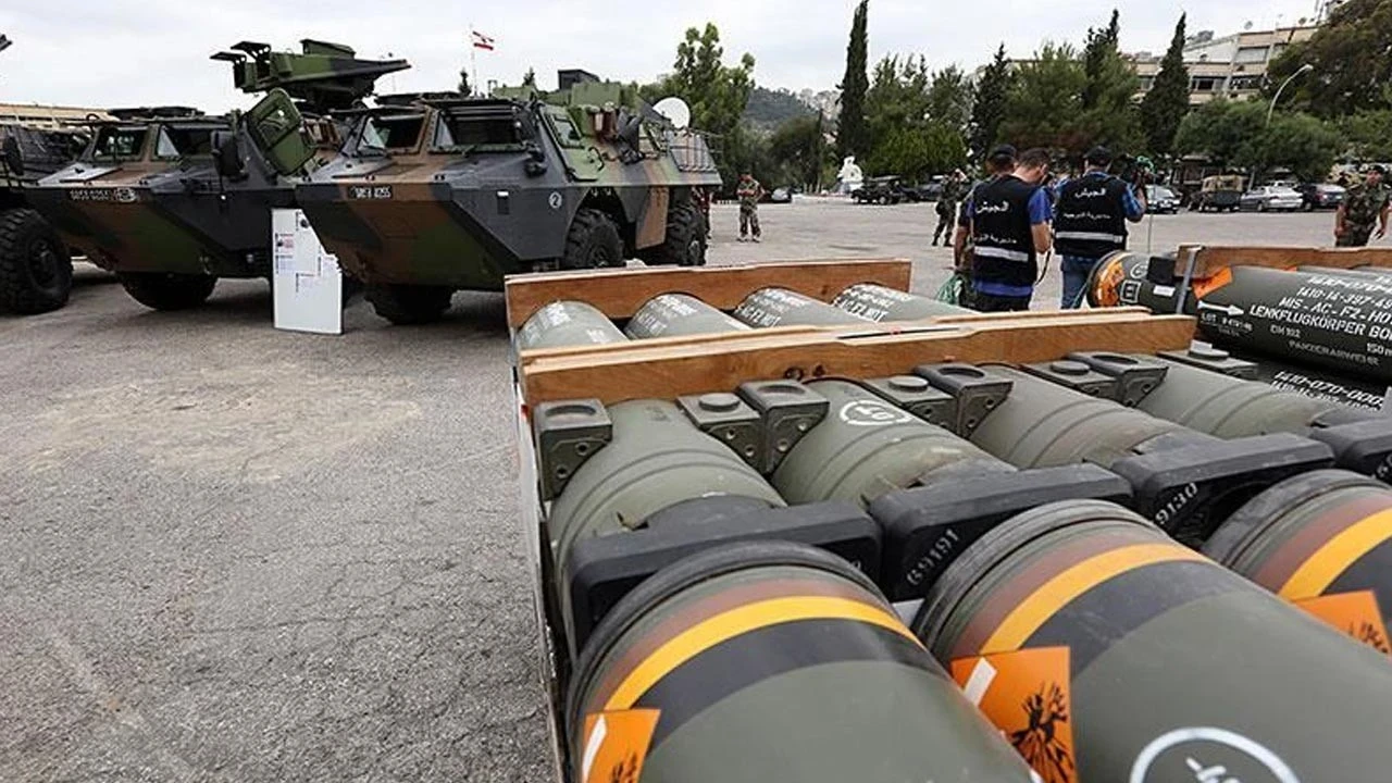 Almanya'nın askeri teçhizat ve silah alımı sözleşmeleri mecliste onaylandı