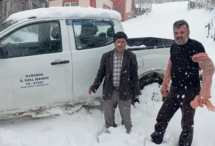 Karabük'te ineği doğum yaparken zorlanan kişinin yardımına ekipler yetişti