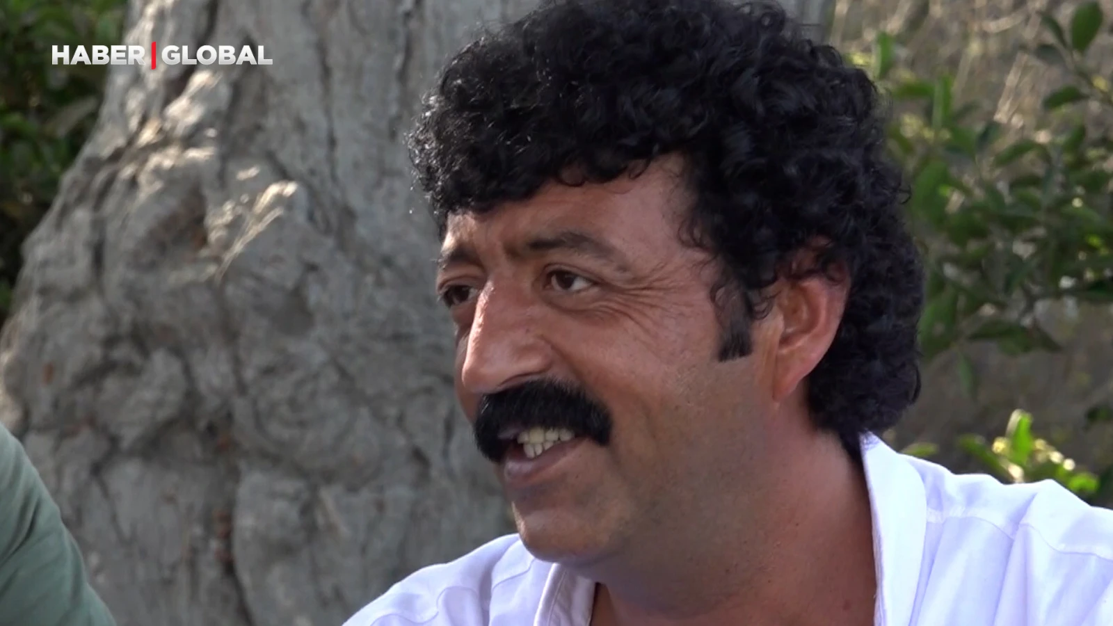 "Van'ın Müslüm Baba'sı"nı görenler bir daha bakıyor