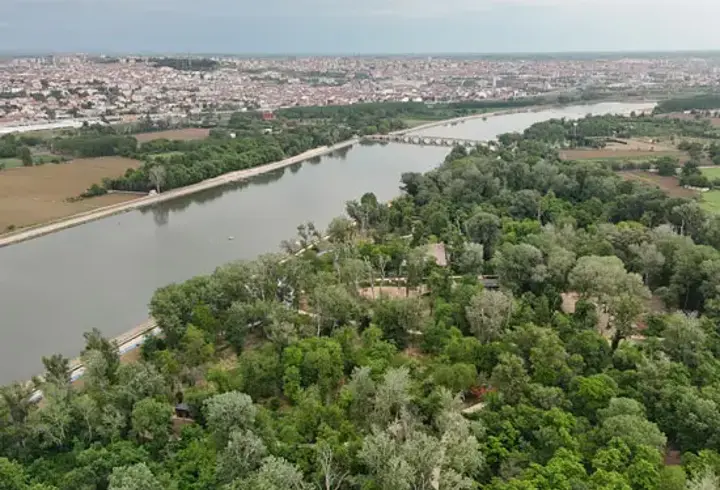 Söğütlük Millet Bahçesi vatandaşların kullanımına açıldı