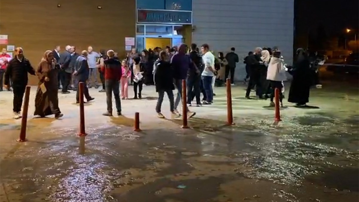 6.1'lik deprem sonrası AFAD uyardı! Bunu sakın yapmayın