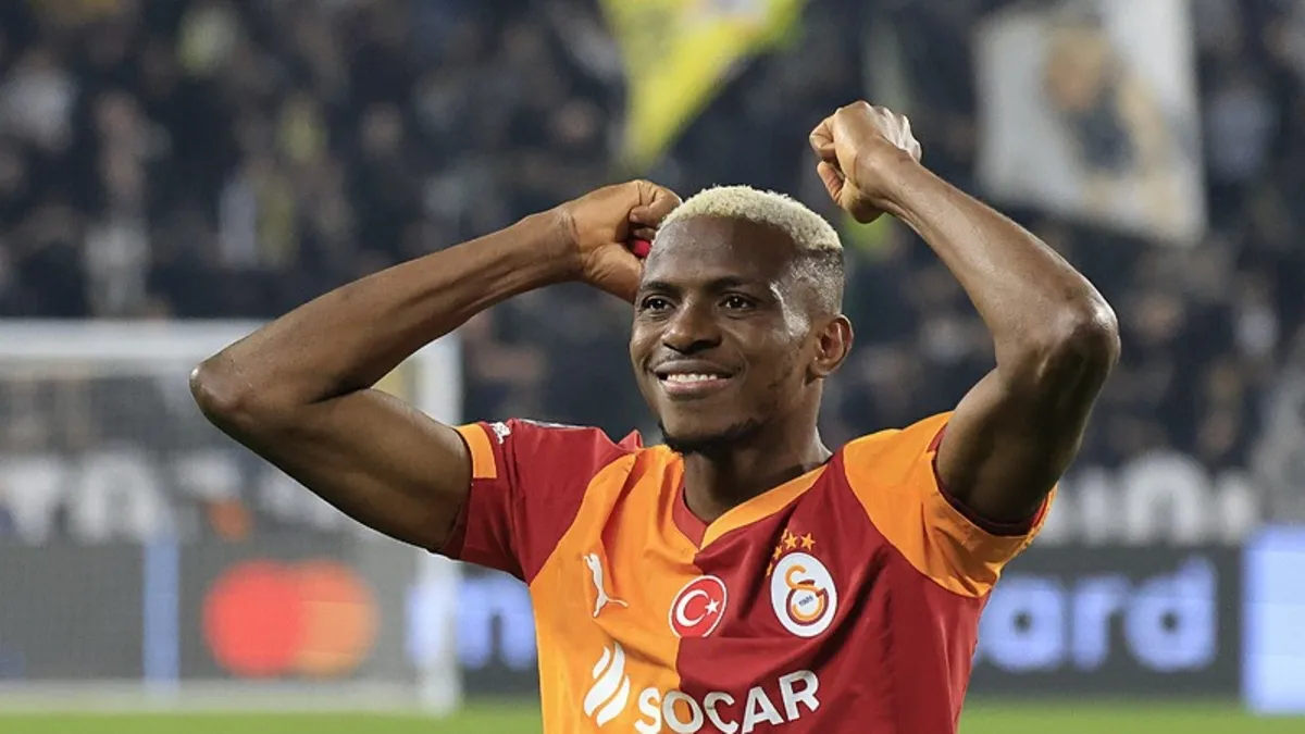 Victor Osimhen Şampiyonlar Ligi'nde haftanın oyuncusu ödülüne aday gösterildi