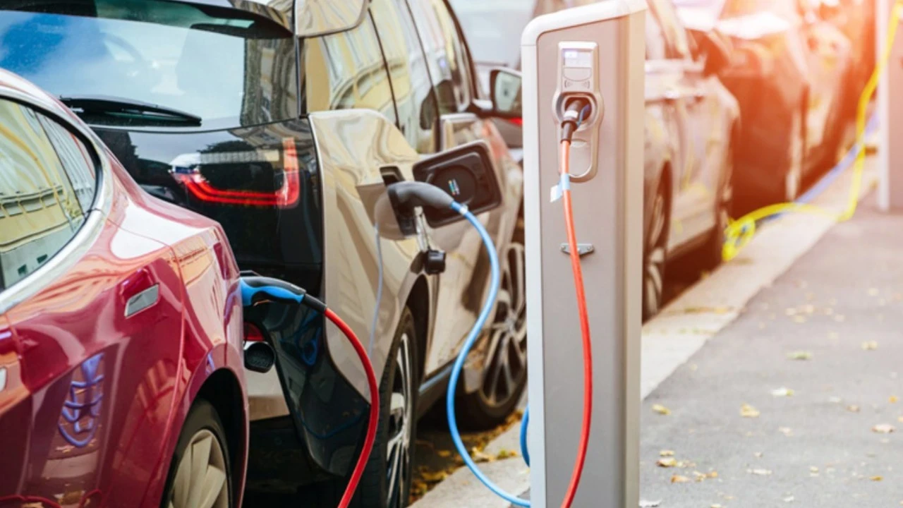 Elektrikli araç alanlara teşvik geldi: 2029 yılına kadar geçerli olacak