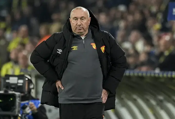 Stanimir Stoilov: Fenerbahçe Zor Bir Süreçten Geçiyor