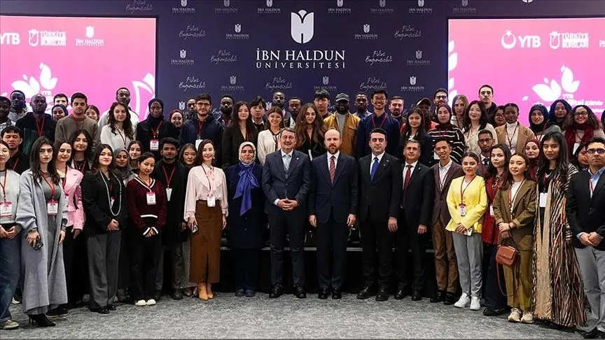 İstanbul'da "Türkiye'nin Uluslararası Eğitim Vizyonu" paneli düzenlendi