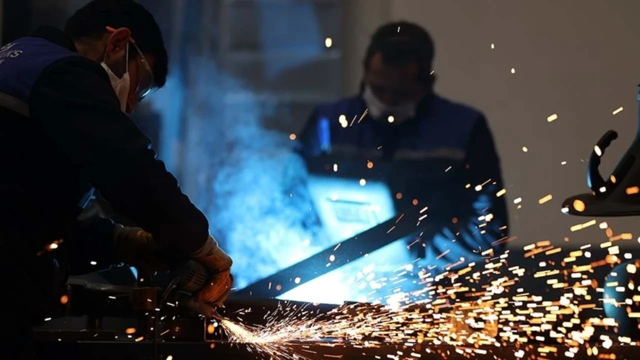 Kasımda imalat sanayinin kapasite kullanımında sınırlı artış